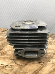 Husqvarna 372xp Chainsaw Cylinder 50mm Mahle new oem 503 62 64-72 (UPSTAIRS)
