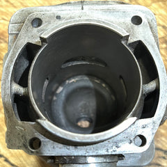 Husqvarna 372xp Chainsaw Cylinder 50mm Mahle #2