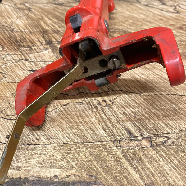 jonsered 621 chainsaw rear trigger handle 3 (top part with trigger)