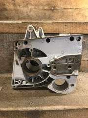 Stihl 075 chainsaw crankcase 1111 020 2115 new OEM (SAG)