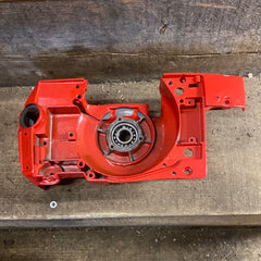 Jonsered 625 Chainsaw Crankcase Assembly 501 68 52-67 NOS (upstairs)