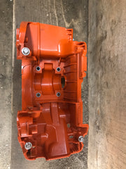 husqvarna 445, 450, 445e, 450e chainsaw crankcase tank chassis housing with bar studs New OEM 537 43 82 (BHJSP)