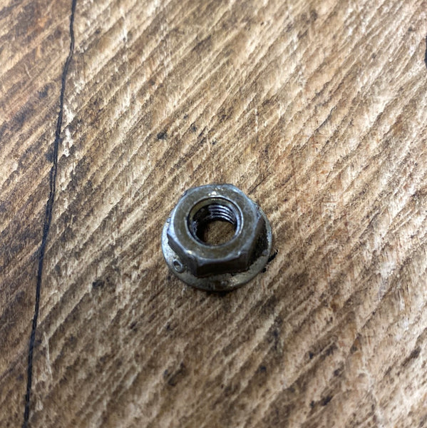 mcculloch 32cc to 38cc chainsaw bar nut pn 110676