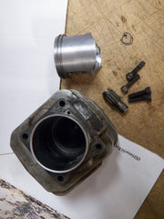 Husqvarna 2100cd Chainsaw Piston and Cylinder Assembly
