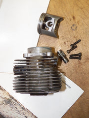 Husqvarna 2100cd Chainsaw Piston and Cylinder Assembly