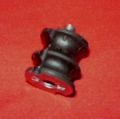 Husqvarna 444 - 272xpg Chainsaw Fine Machine Thread AV Buffer Mount for Metal Tanks 501 59 41-01 NEW