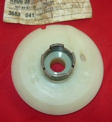husqvarna 3120 chainsaw starter pulley pn 501 89 67-01 new bin h-15