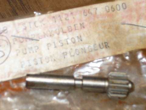 Stihl 024 Chainsaw oil pump piston 1121 647 0600 NEW SD5