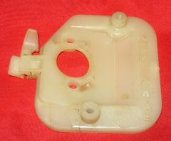 Poulan 2200, 2500, 2750 + Air Filter Bottom 530-037478/ 036124 used (MISC BIN)