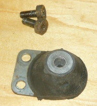 stihl 024, 026 av chainsaw annular buffer mount and screws #3
