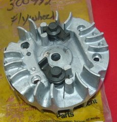 mcculloch timmer & brush cutter flywheel pn 300992 new box b