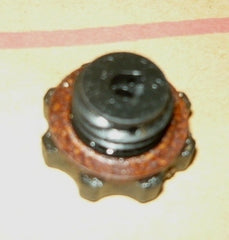 pioneer holiday 1100 chainsaw oil cap #1