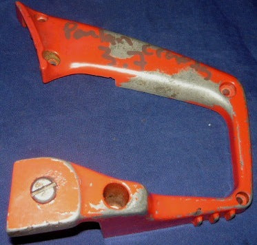 poulan built craftsman 3.7 chainsaw left rear trigger handle half pn 11826