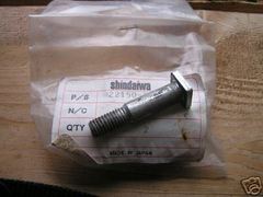 Shindaiwa 577 575 595 580 680 Bar Bolt 22150-21520 NEW