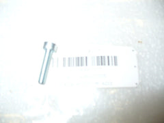 Dolmar 7900 chainsaw muffler bolt NEW 908 405 205 (bin 18)