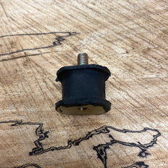 shindaiwa 345 chainsaw handle cushion/buffer mount pn 22102-32130 new (shin bin 2)