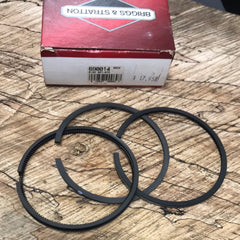 BRIGGS AND STRATTON ENGINE PISTON RING SET NEW PN 690014 (B&S Bin 8)