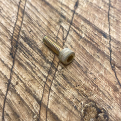 mcculloch cp125 chainsaw screw 104895 new (bin 12)