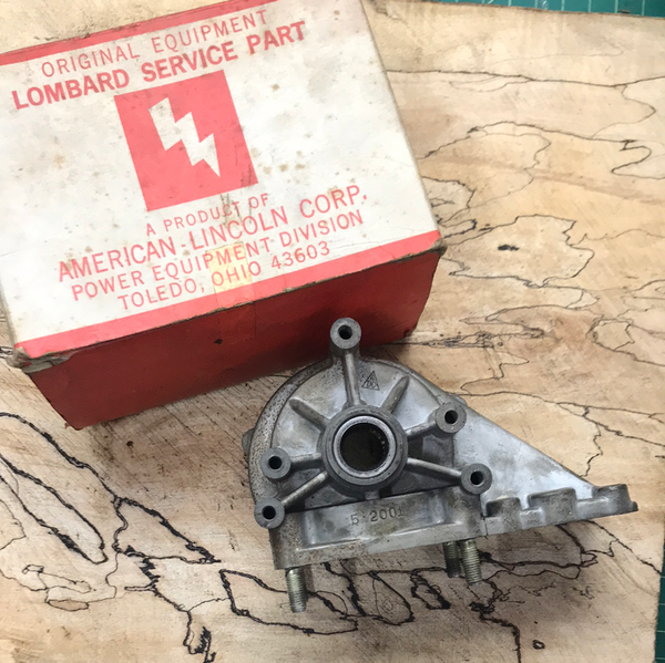 lombard lightning chainsaw crankcase engine housing new (Lombard bulky