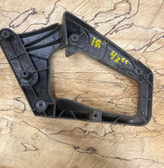 poulan built craftsman chainsaw model # 358.350480 rear trigger handle half 530-047582