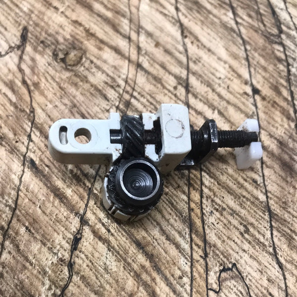Stihl MS271 Chainsaw chain tensioner Assembly