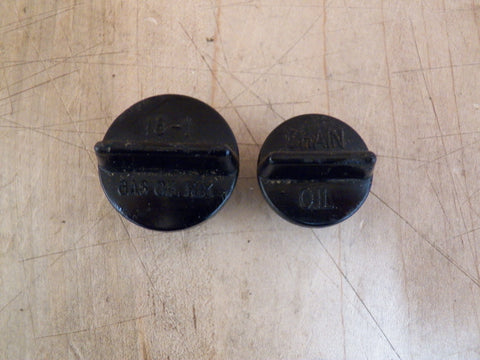 Pioneer 1073 Chainsaw Fuel and Oil Cap Set