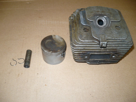 Pioneer P51 Chainsaw Piston and Cylinder