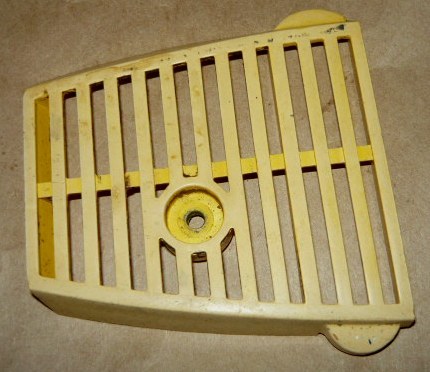 mcculloch power mac 310 to 340 series chainsaw air filter cover (yellow)