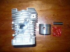 Poulan 2450 Chainsaw Piston and Cylinder Set 530069932 NEW