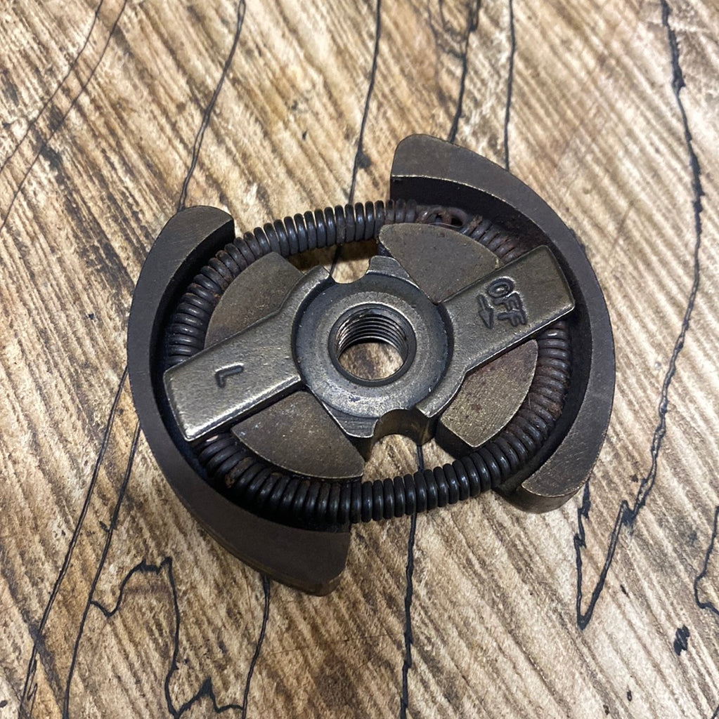 thumbnail image 2 of Poulan Chainsaw Drive Clutch Tool – 530031112, Fits Craftsman / Sears / Husqvarna 2 of 3