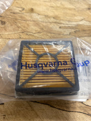 Husqvarna 323RII brushcutter air filter new OEM 505 27 10-01 (H1001)