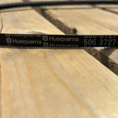 Husqvarna OEM 371K Cut-off Saw Belt 506 37 27-20 NEW (Misc 1B)