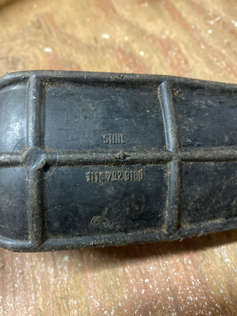 Paramano motosega Stihl MS192T MS193T MS194T 11377929100 protezione mano - Macaluso Macchine Agricole Paramano motosega Stihl MS192T MS193T MS194T 11377929100 protezione mano - Macaluso Macchine Agricole