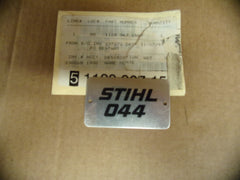 stihl 044 chainsaw name plate 1128 967 1500 new (st-206)