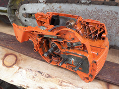 Husqvarna 385xp chainsaw crankcase and crankshaft assembly