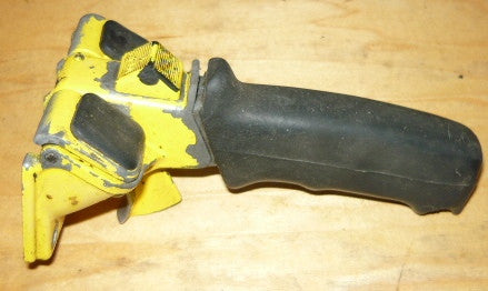 mcculloch 1-72 chainsaw rear handle aseembly