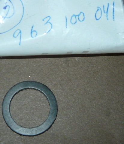 dolmar 102, 100, 100s chainsaw oil cap o ring seal pn 963100041 new (box 5)