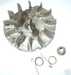 McCulloch Mac 10-10 Auto Chainsaw Flywheel & Pawls (points type)