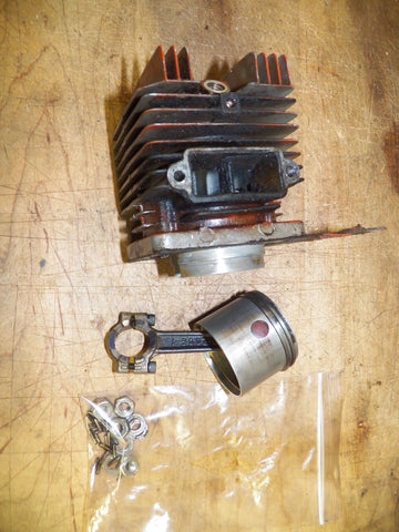 Lombard AP-42D Chainsaw Piston and Cylinder Set