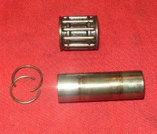 makita dcs 520 chainsaw wrist pin, bearing and clips for the piston