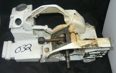 stihl 032 av chainsaw crankcase chassis with crankshaft and rod