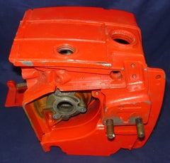 homelite super xl 925 chainsaw crankcase tank with bolts