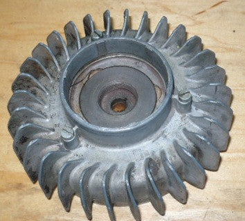 stihl 041 chainsaw flywheel assembly pn 1110 086 0500 (smooth cup)