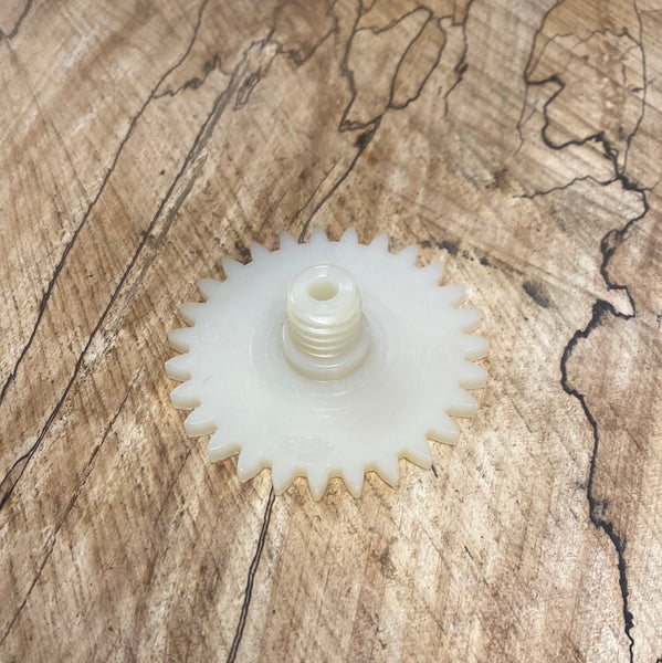 stihl 015 chainsaw spur gear 1116 647 1806 new (st204a)