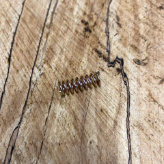 Shindaiwa 550 680 chainsaw adjusting screw spring PN 22150-33460 NEW (E-4)