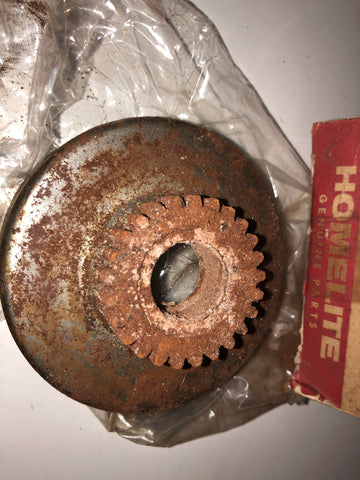 homelite 990G, 995G chainsaw gear and drum sprocket a-58021 (HM-64)