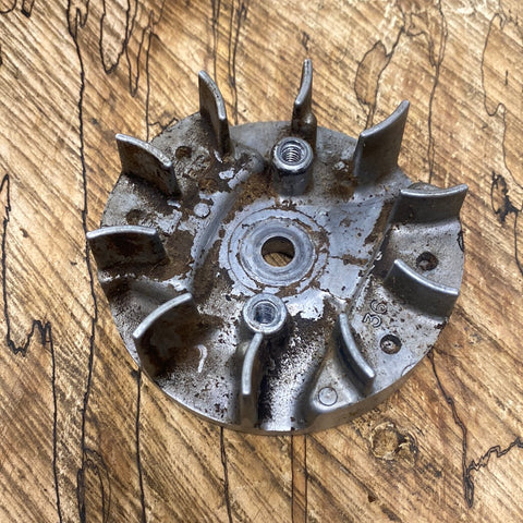 mcculloch mac 32cc to 38cc chainsaw complete flywheel only (with 10 fins)