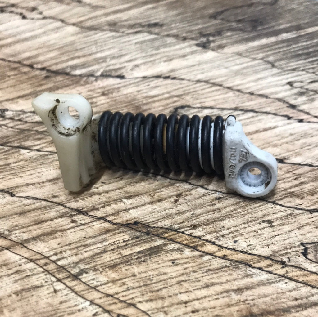 Stihl MS261 chainsaw Tank AV Spring Mount 1141 790 8304