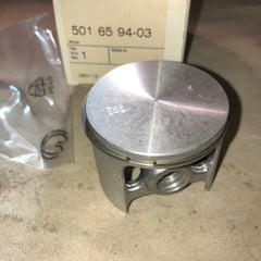 Husqvarna 266, 268 chainsaw piston kit 501 65 94-03 new OEM (h-9)