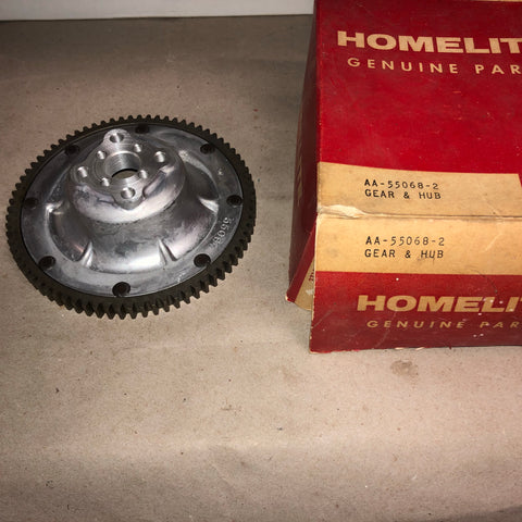 homelite 4-20, model 17 chainsaw gear and hub aa-55068-2 new (hm 995)